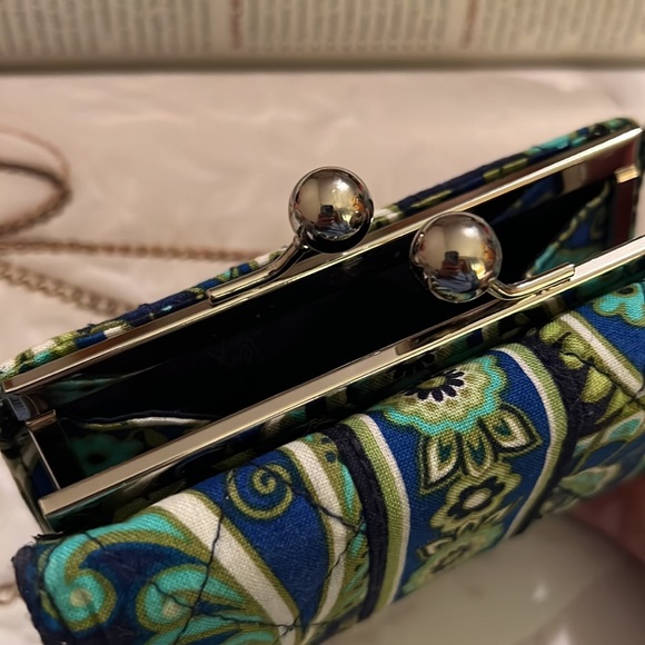 STUNNING & Rare Vera Bradley Wallet With Clutch Silver Coin Purse. - Picture 10 of 11